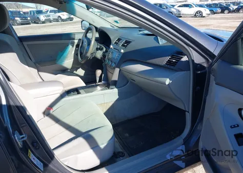 2009 Toyota Camry Le from USA, damaged, VIN 4T1BE46K39U380110